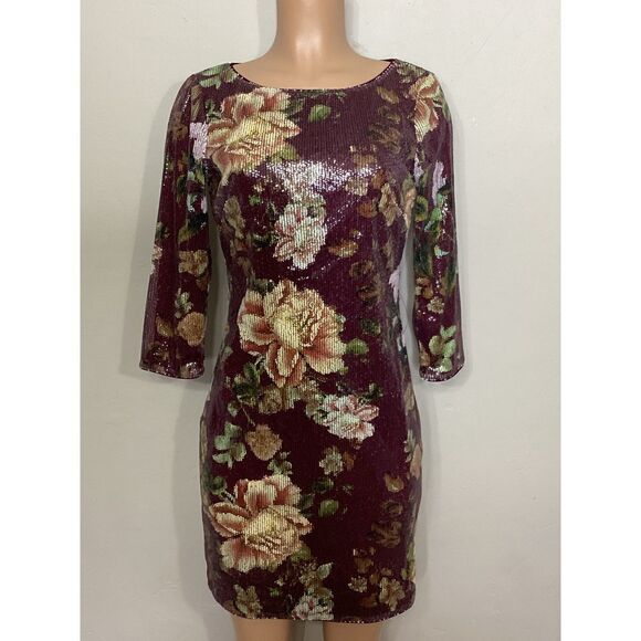 New. Vince Camuto burgundy sequin floral dress. Retails $148. Size 6 - Picture 6 of 12